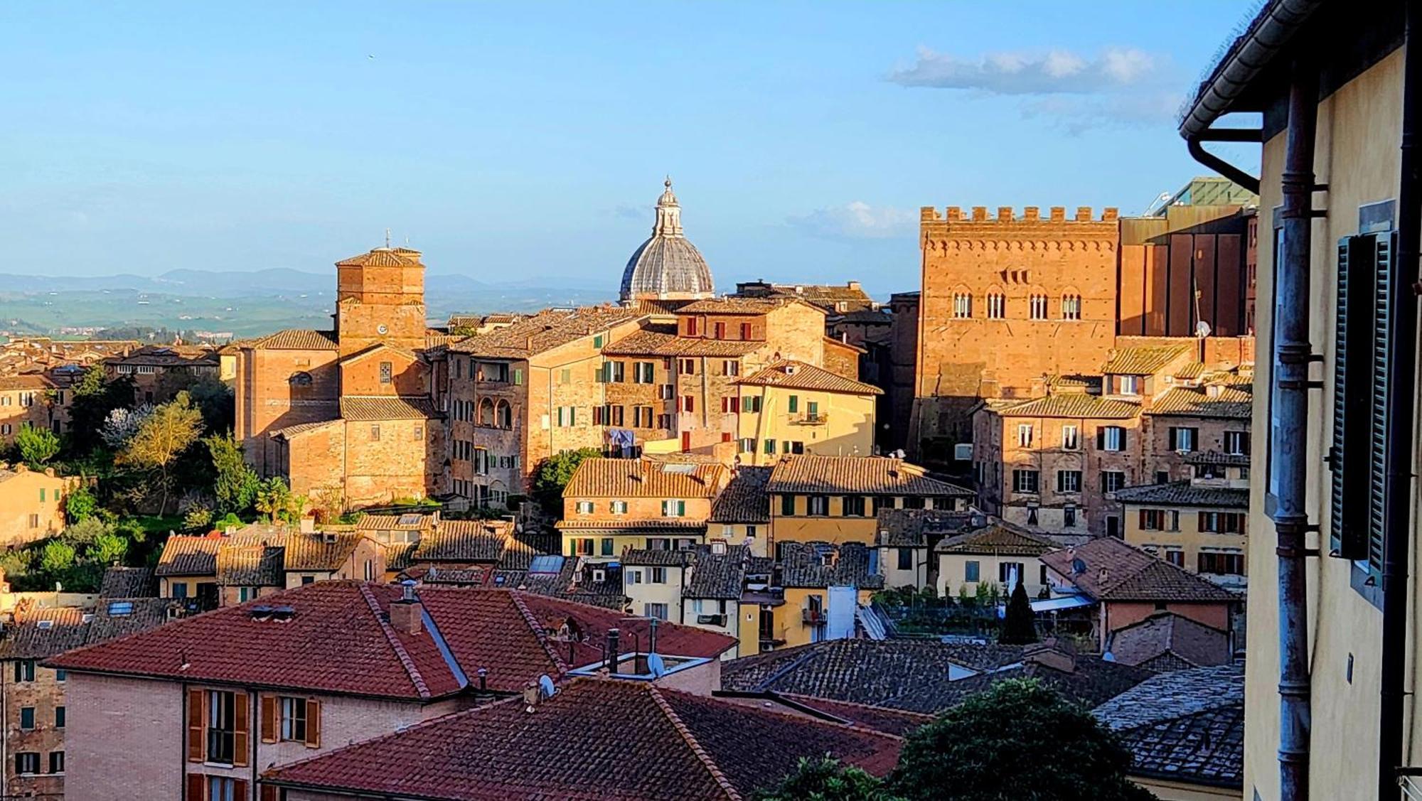 La Dimora Di Amedeo Lägenhet Siena Exteriör bild