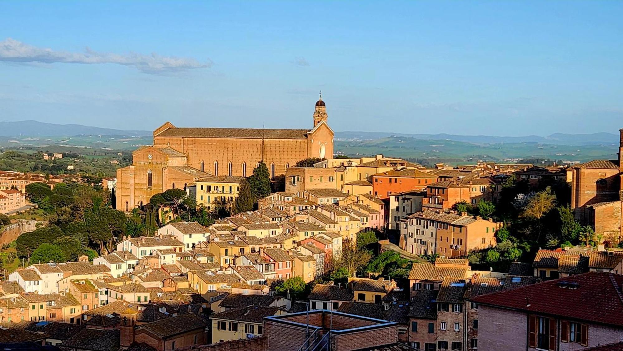 La Dimora Di Amedeo Lägenhet Siena Exteriör bild